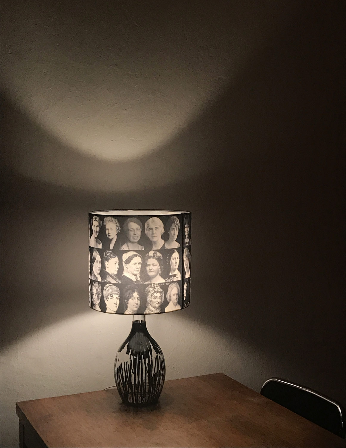 the United Ladies of Amerika 2015 TABLE LAMP